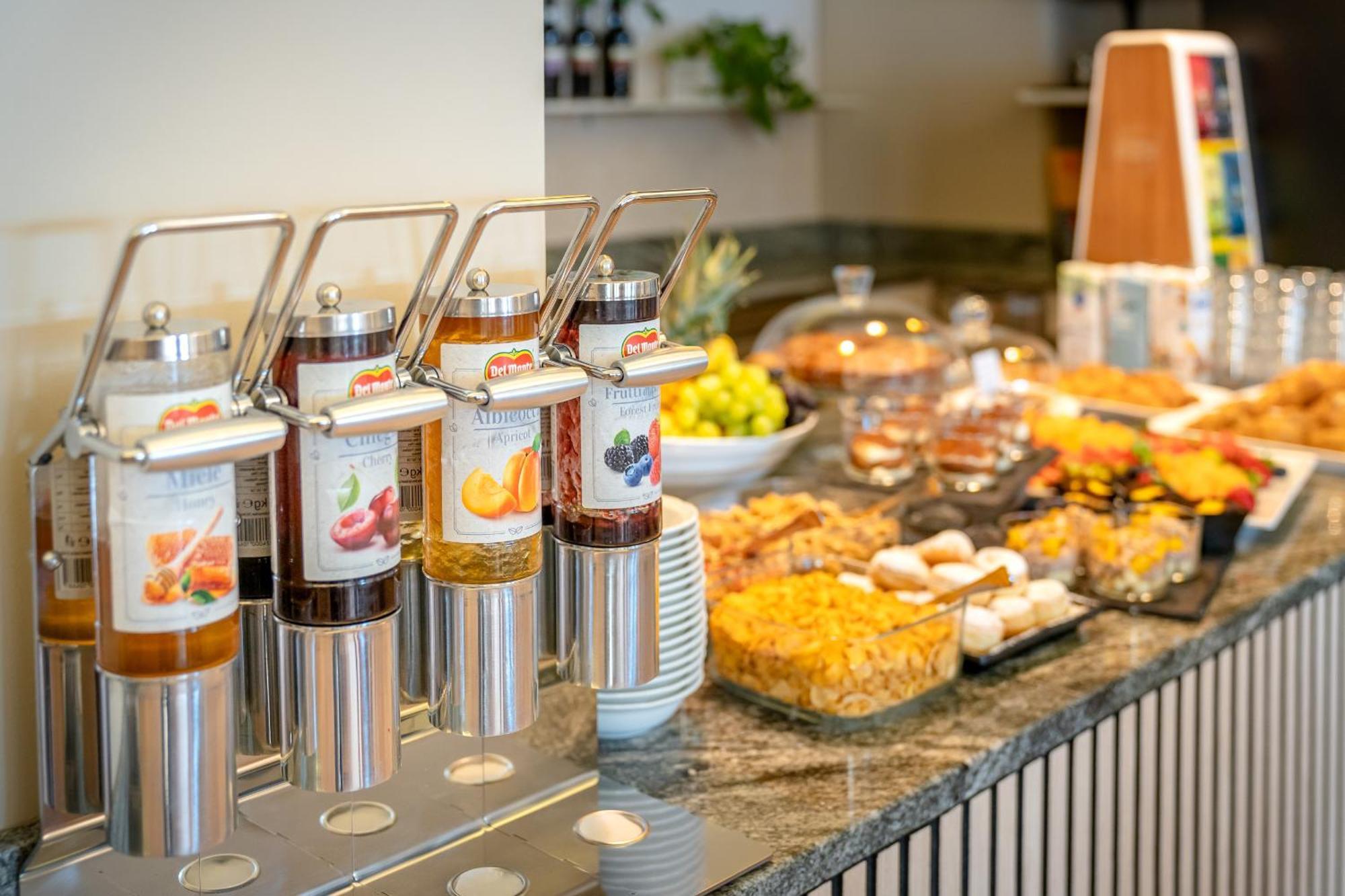 Hotel Delfino Caorle Ngoại thất bức ảnh